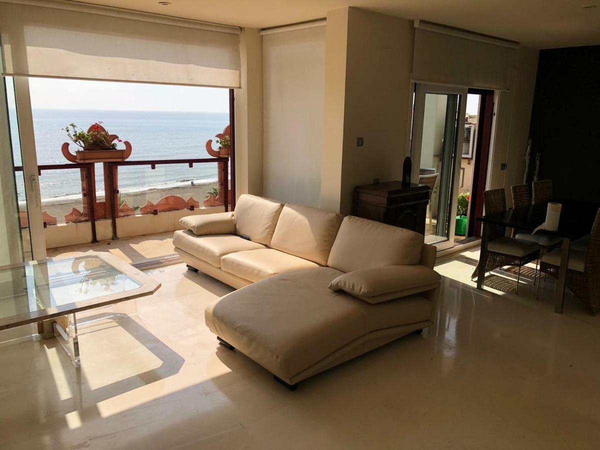 Atico-Duplex Primera Linea De Playa En El Centro De Estepona Eksteriør bilde