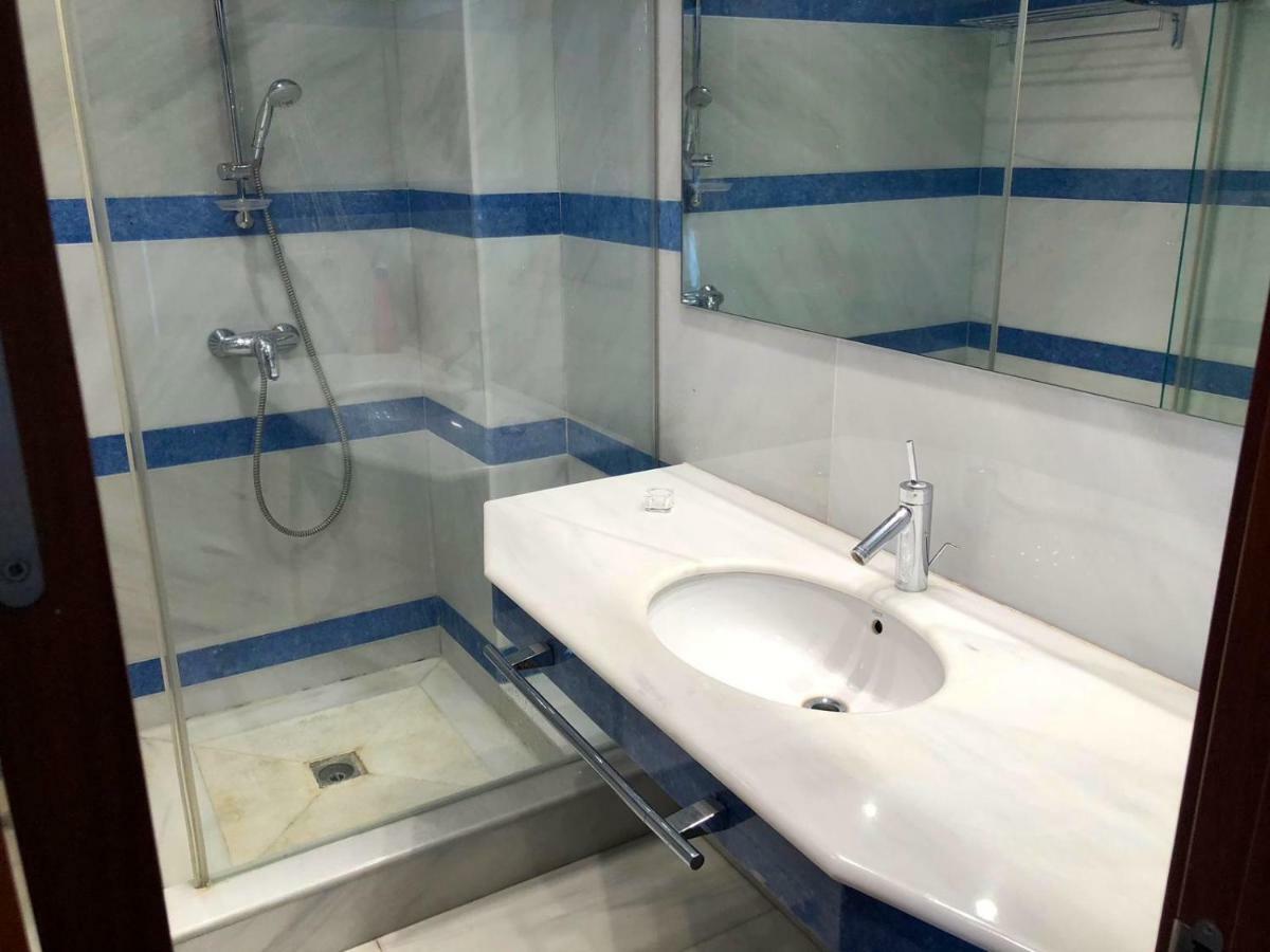 Atico-Duplex Primera Linea De Playa En El Centro De Estepona Eksteriør bilde