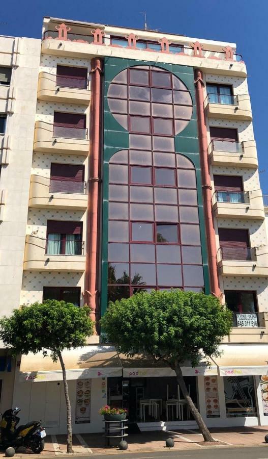 Atico-Duplex Primera Linea De Playa En El Centro De Estepona Eksteriør bilde
